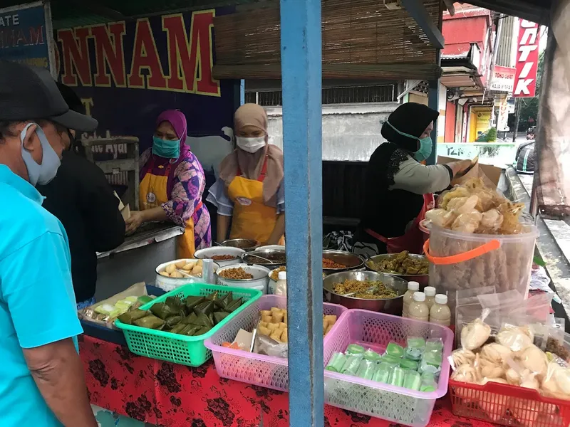 Nasi Kuning Diponegoro - RiverView