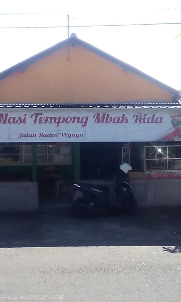 Warung Nasi Tempong Mbak Rida