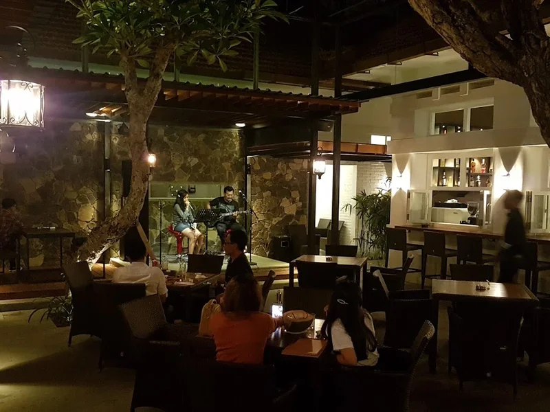 Ayam Bakar Taliwang Asli (Ayam kampung khas Lombok )