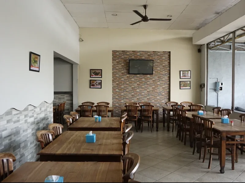 Ayam Goreng dan Ayam Bakar Widuran