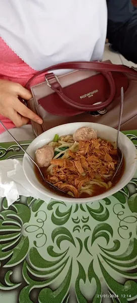 Mie Ayam dan Bakso Pak Dadi