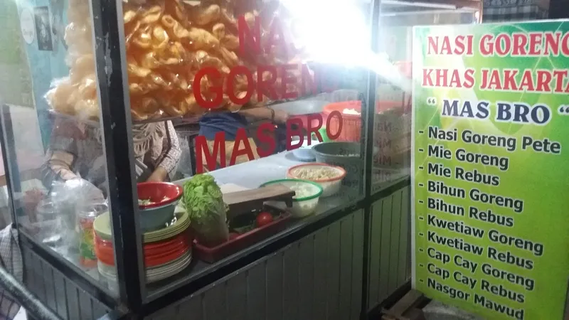 Warung Nasi Goreng Khas Jakarta "Mas Bro"