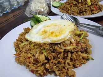 Daftar 40 restoran nasi goreng di Denpasar