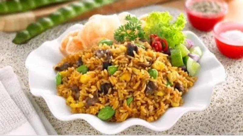 Nasi goreng khas jakarta ibu salsa