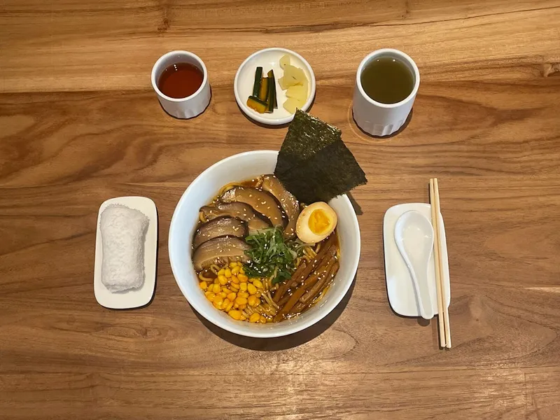 Sijiro Bali ラーメン - どんぶり - カキ - Ramen Halal