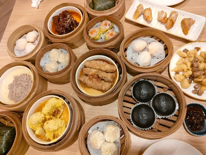 AHK DIMSUM