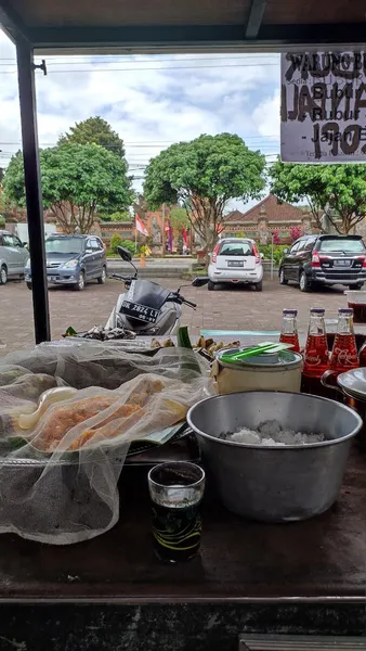 Warung Bubur Sekar Peliatan