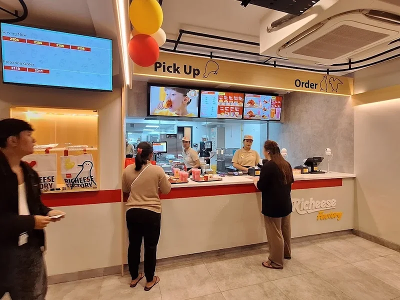 Richeese Factory Teuku Umar