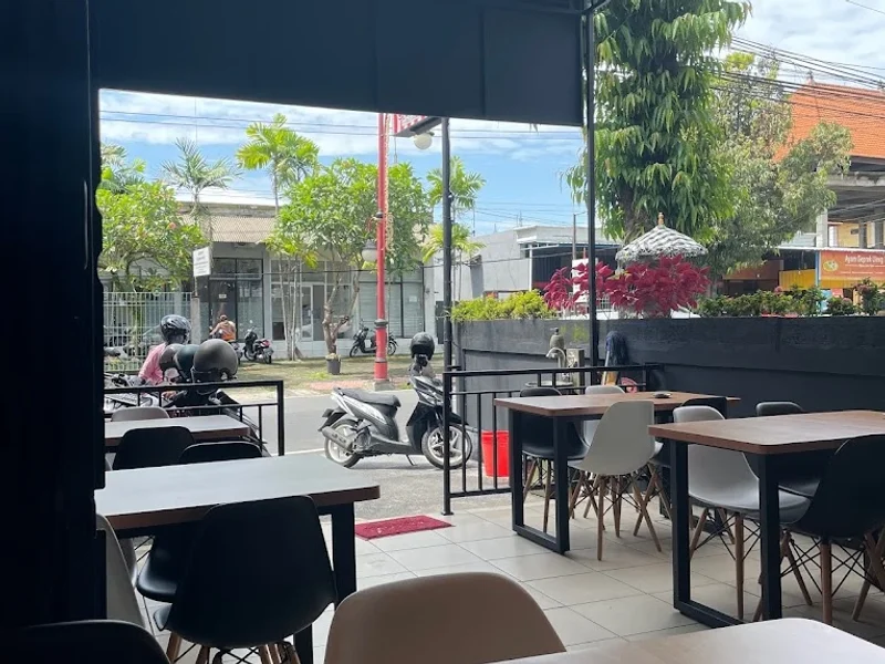 Gogo Fried Chicken Gianyar