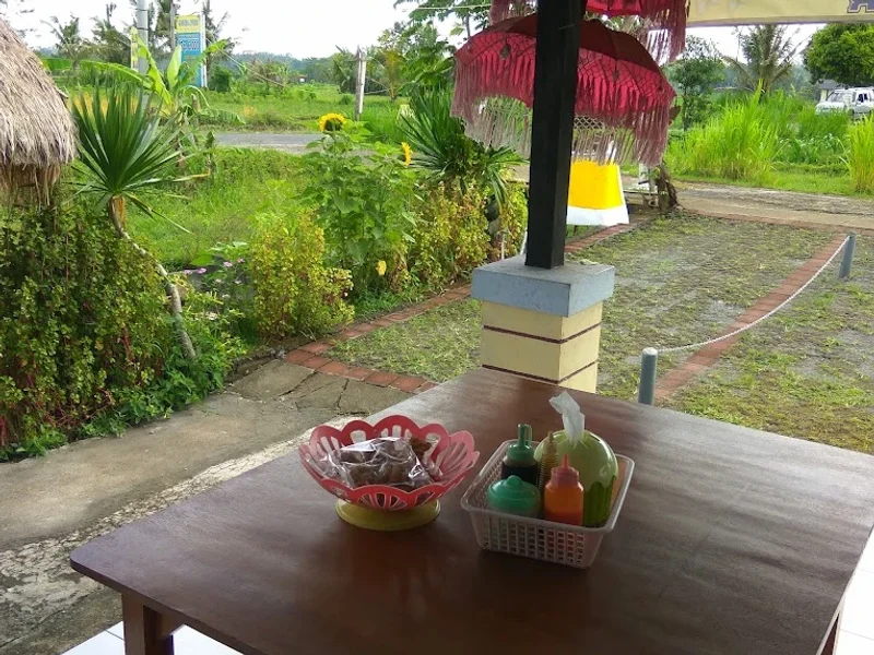 Lawar Jamur.