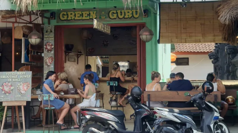 Green Guru Smoothie Bowl Bar