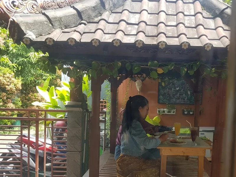 DEWATA soup kepala ikan