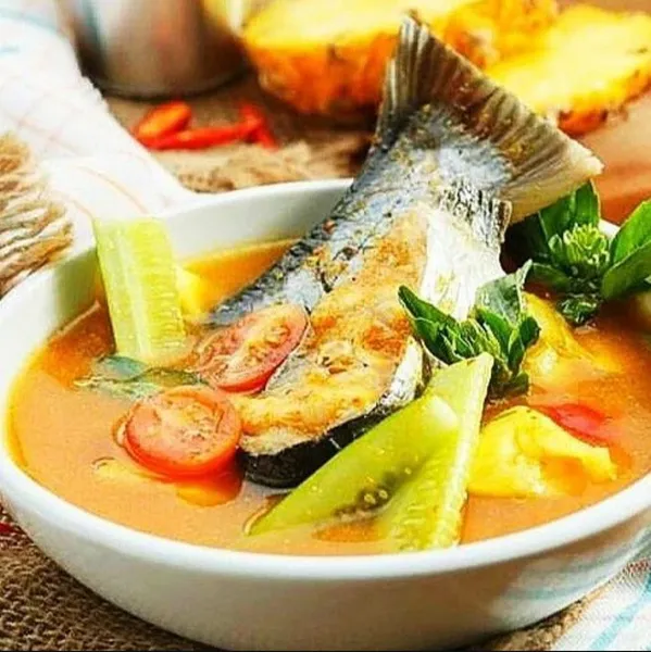 Sup Ikan patin Bang Mail khas Palembang