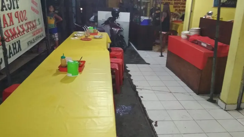 Tiga Saudara Sop Kaki Kambing