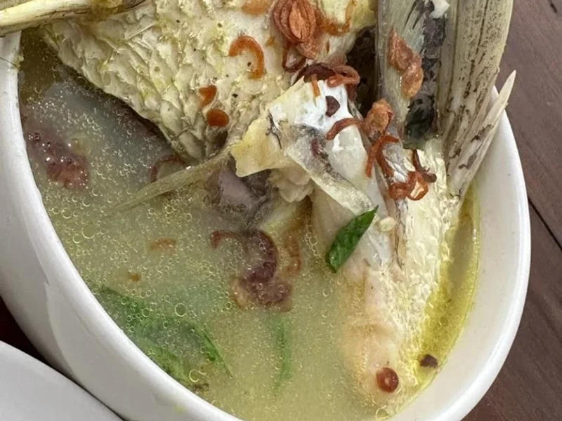 Soup Kepala Ikan MR Dwi