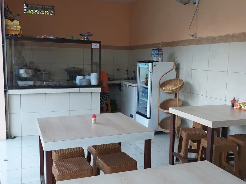 Sup Ikan Warung Makan Jln. Tangkuban Perahu