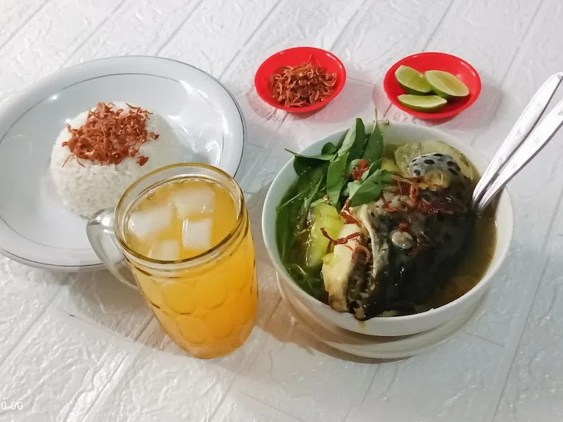 SOUP KEPALA SALMON