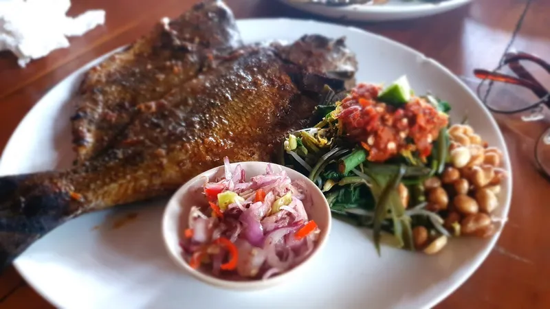 Warung Sukun Spesial Ikan Bakar