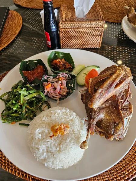 Bebek Tepi Sawah