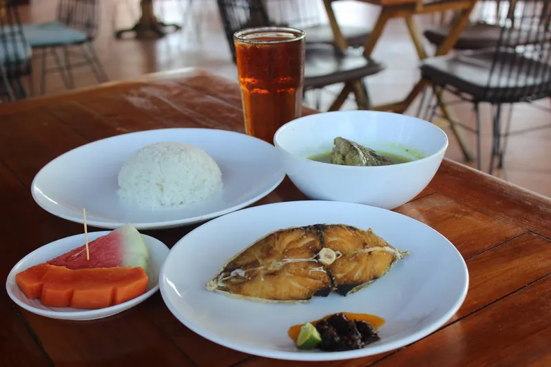 Warung SIGGI (Sup Ikan Goreng Gianyar)