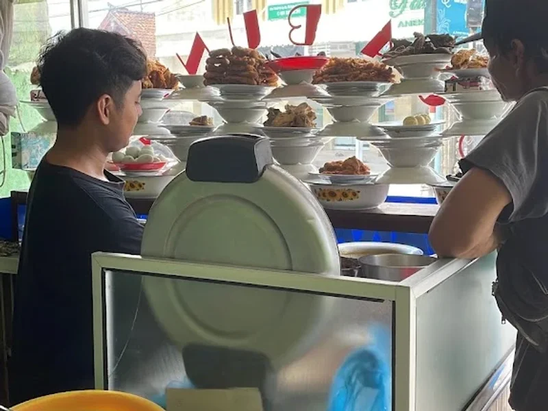 Rumah Makan Padang Ampera Gianyar