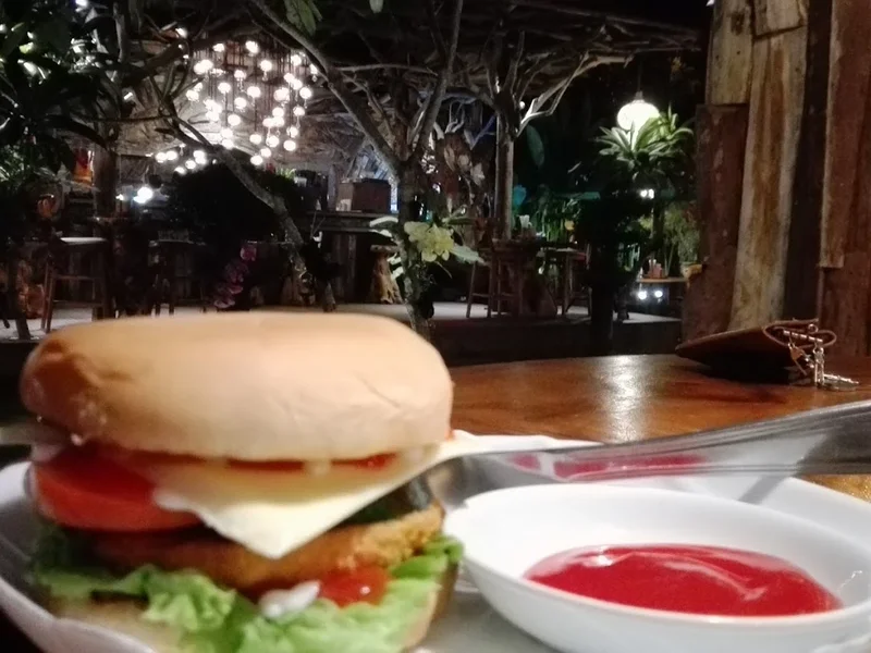 Warung Makan Payung Karna