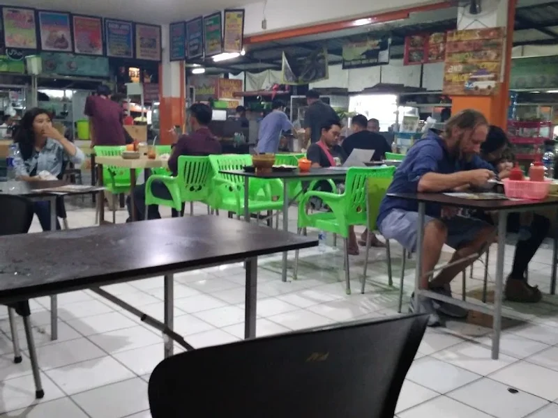 Seafood Genteng Biru