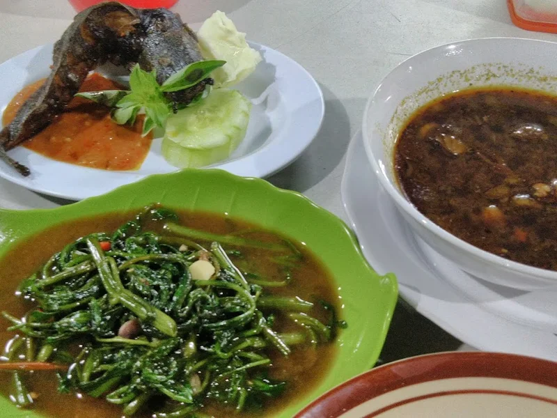 PONDOK IKAN BAKAR SEAFOOD DAN LALAPAN