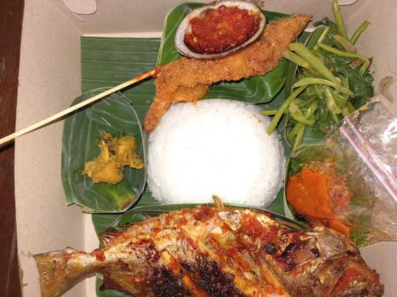 Warung Ikan Bakar & Seafood Loka