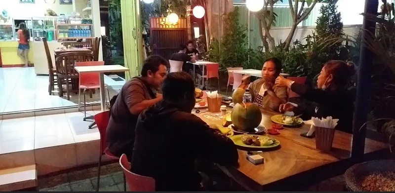 Warung makan Maharani