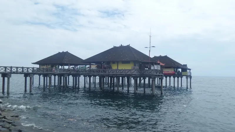 Restaurant Terapung Ex. Pelabuhan Buleleng