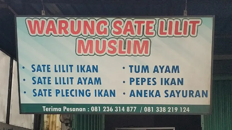 Warung Muslim Sate Lilit Pekambingan