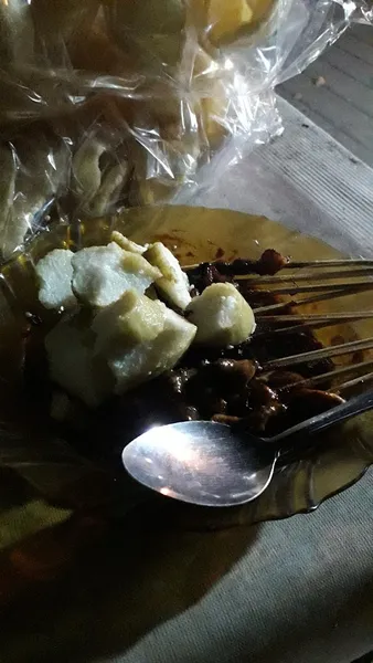 Warung Muslim Sate Madura