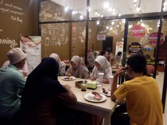 Daftar 19 tempat makan ayam goreng di Buleleng Buleleng