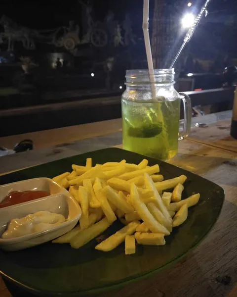 Warung Traffic Light Mengwitani