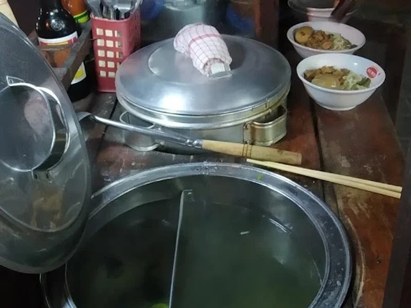 Mie Ayam Solo Sukses