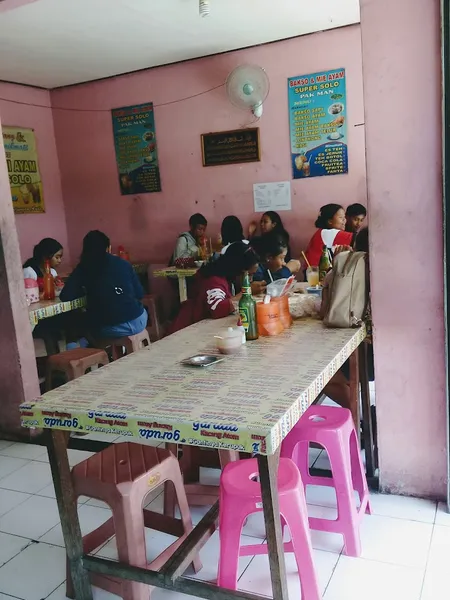 Bakso dan Mie Ayam Super Solo Pak Man