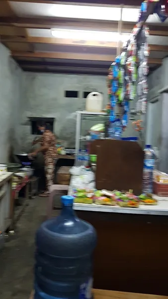 Warung nasi goreng mama linda