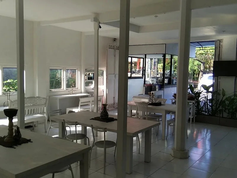 Dapur benhil rumah makan padang