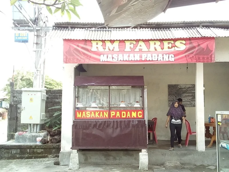 R.M Fares Masakan Padang