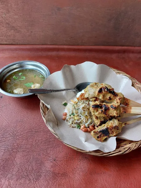 Warung Sate Gusti Aji Bondol