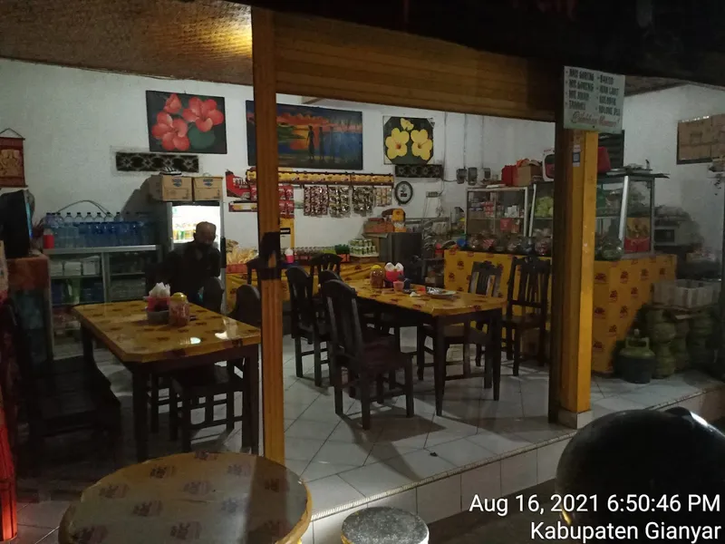 Warung Putri Nadi