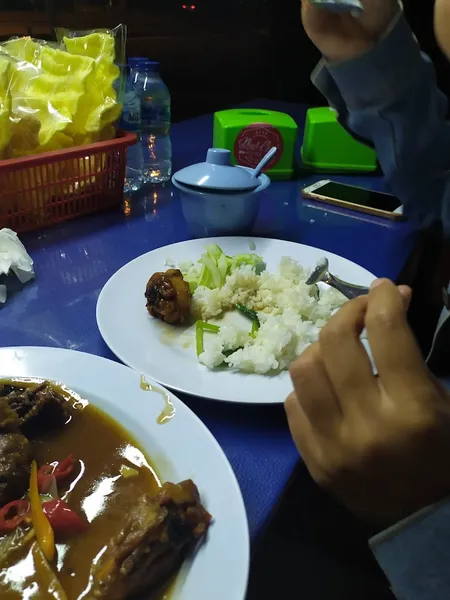 Warung Nasi Goreng dua sahabat