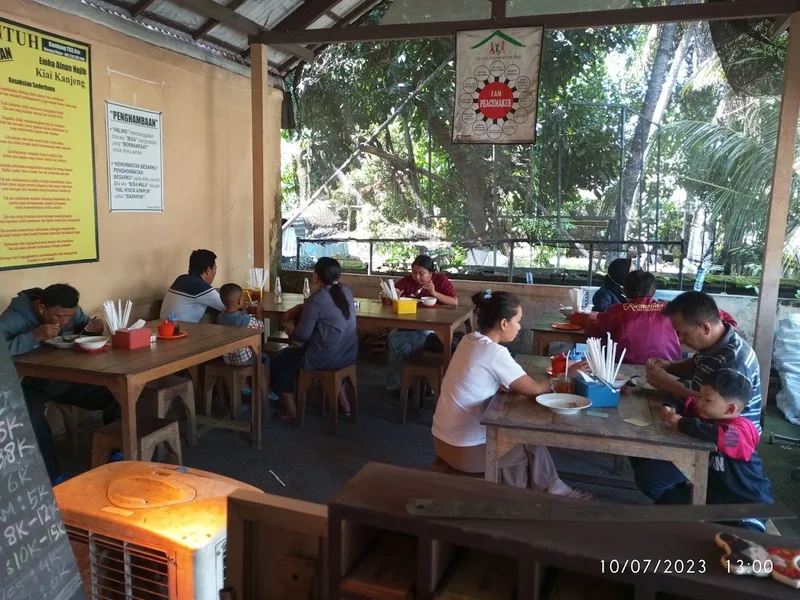 Warung Wajar Soup Kepala Ikan