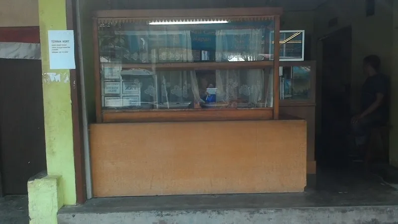 Warung Makan Bersemi Nganjuk(selatan pasar seni guwang)