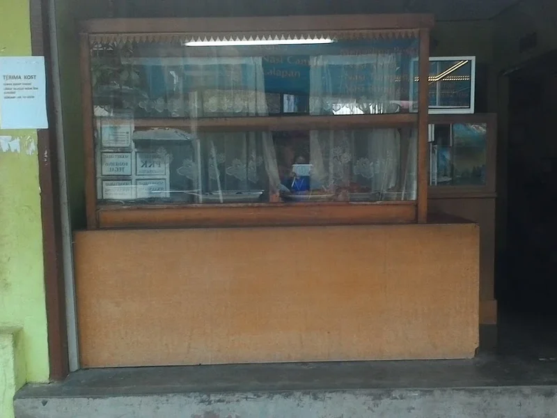 Warung Makan Bersemi Nganjuk(selatan pasar seni guwang)
