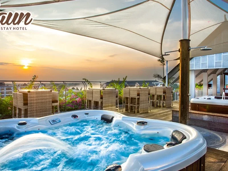 Daun Bali Seminyak Hotel