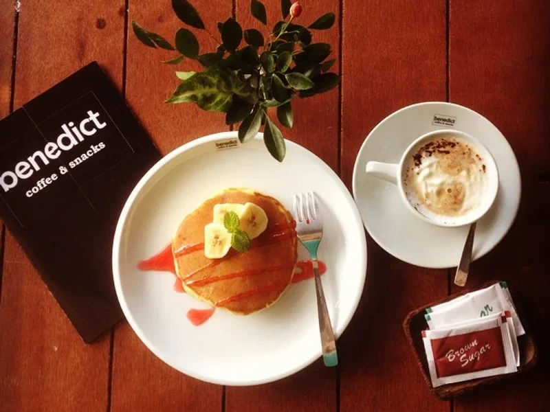BENEDICT Coffee and Snack