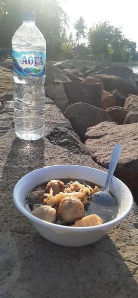 STAN BAKSO DUA PUTRA CELUKAN BAWANG