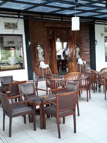 Rumah Makan Bali Barat